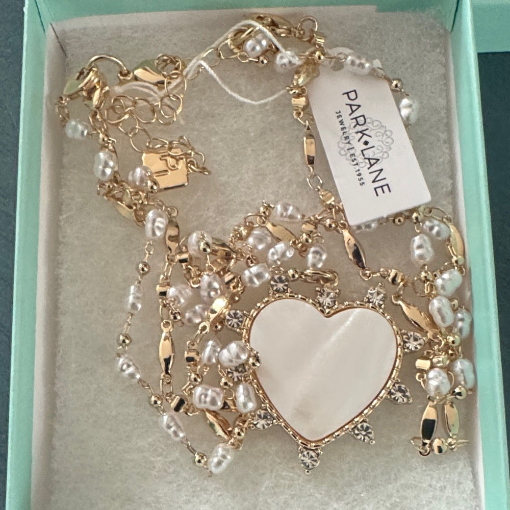 Park Lane Gold and Pearl Heart Necklace